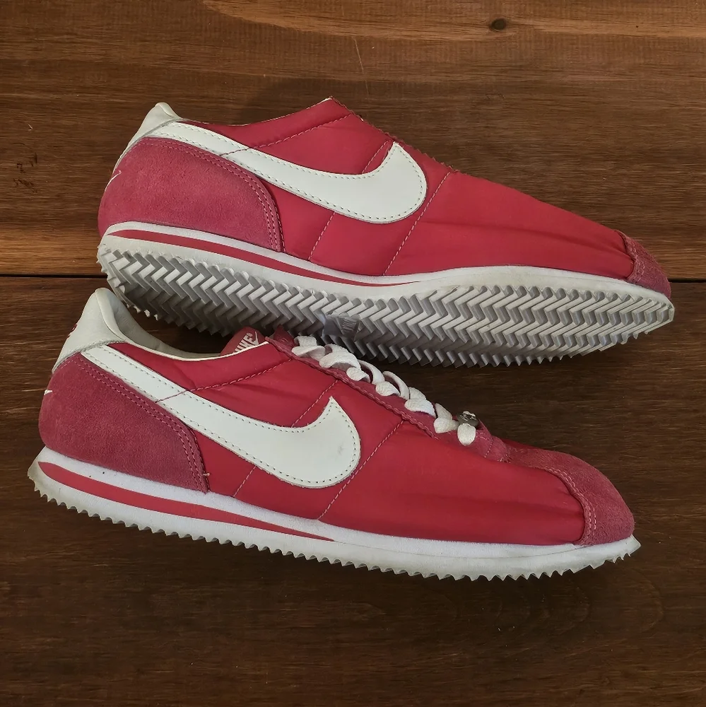Nike nib nwot